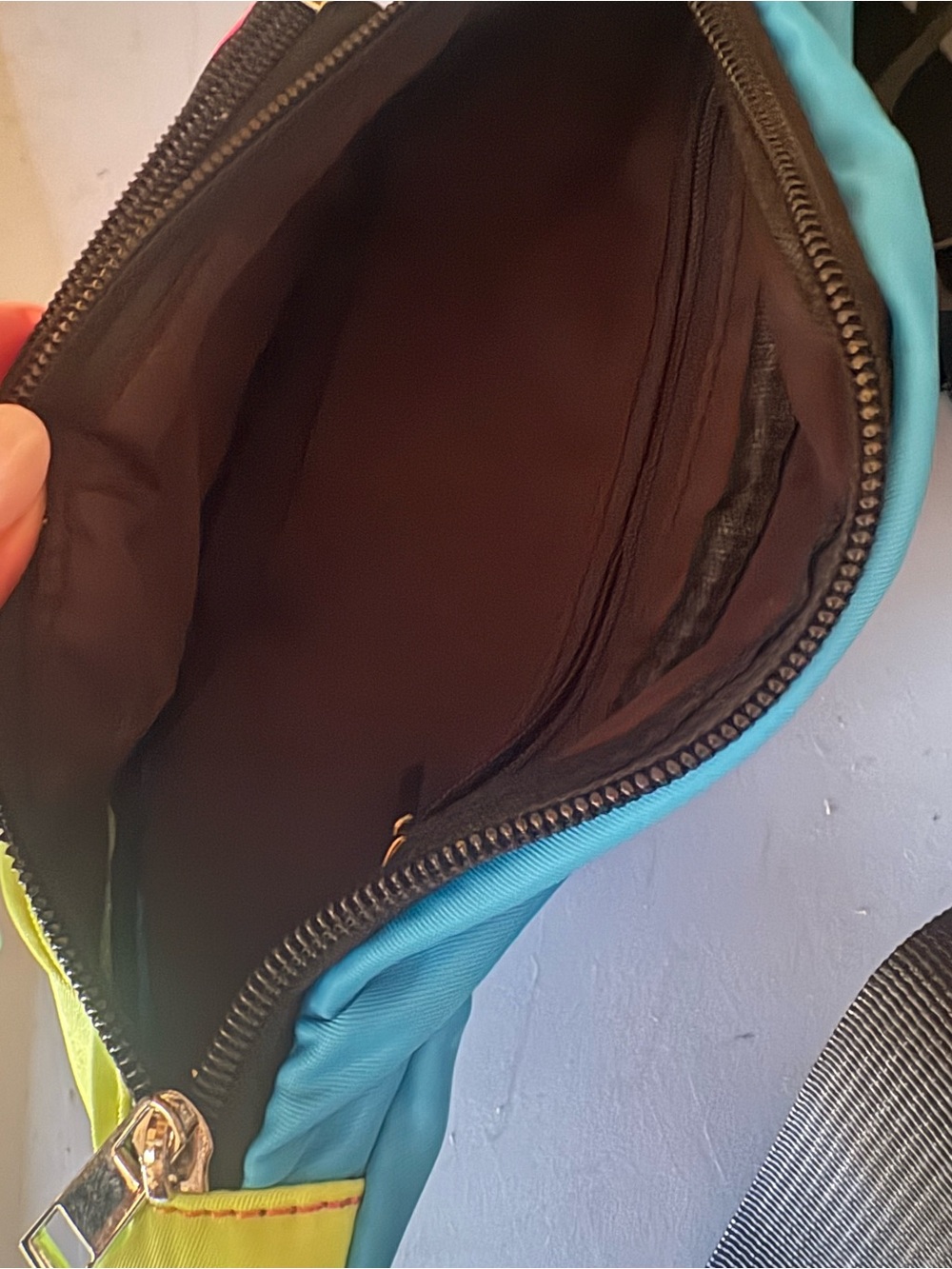 NWOT! 80’s Neon Colorblock Fannypack-Neon Pink, Neon Lime & Blue - Picture 5 of 6